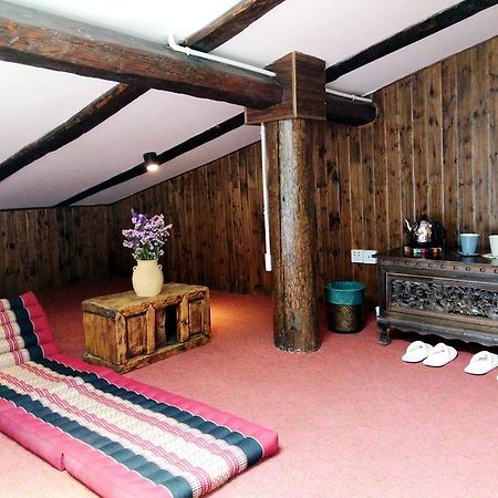 Shangri-La Mid - Mountain Homestay Eksteriør billede
