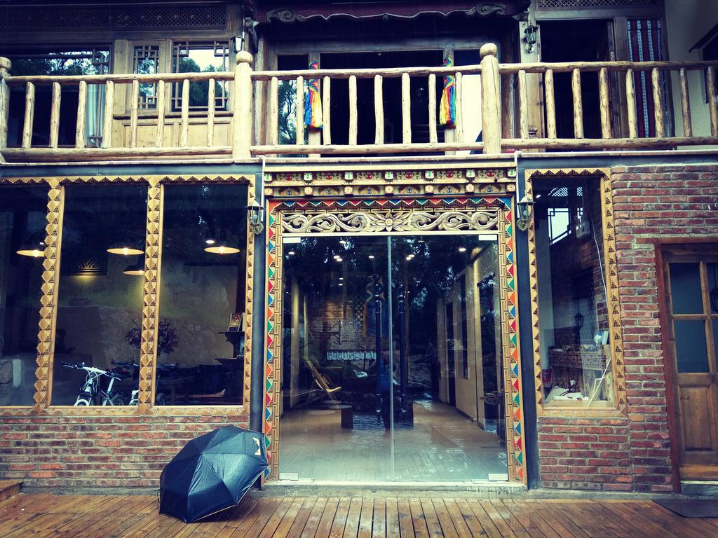 Shangri-La Mid - Mountain Homestay Eksteriør billede