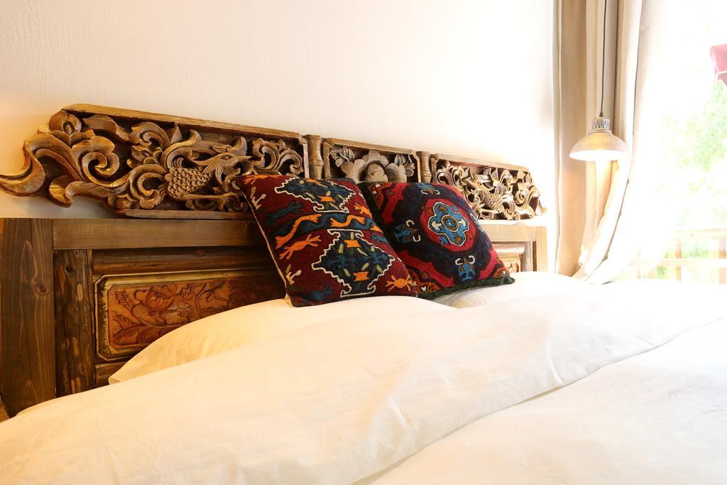 Shangri-La Mid - Mountain Homestay Eksteriør billede