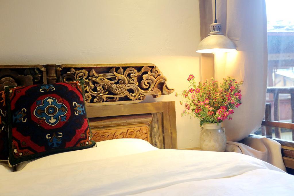 Shangri-La Mid - Mountain Homestay Eksteriør billede