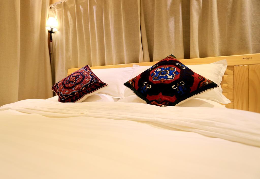 Shangri-La Mid - Mountain Homestay Eksteriør billede