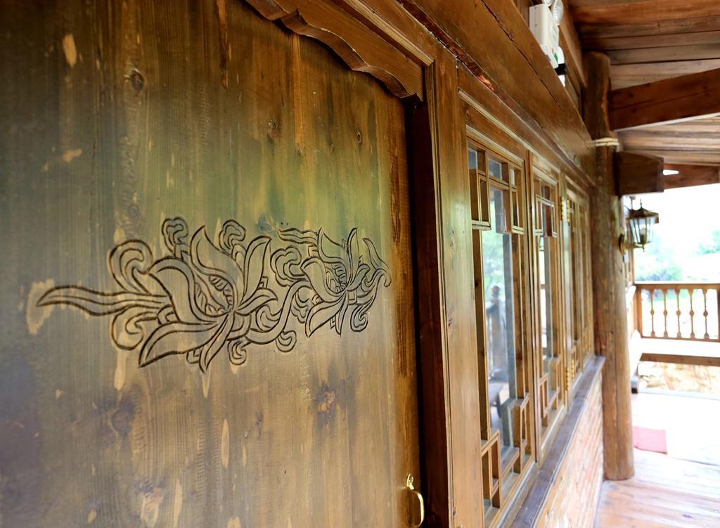 Shangri-La Mid - Mountain Homestay Eksteriør billede