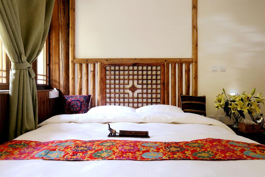 Shangri-La Mid - Mountain Homestay Eksteriør billede
