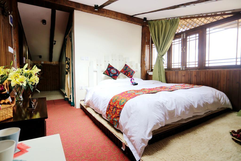 Shangri-La Mid - Mountain Homestay Eksteriør billede