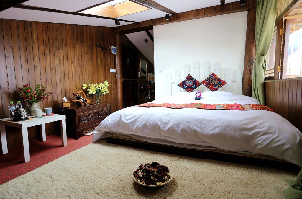 Shangri-La Mid - Mountain Homestay Eksteriør billede